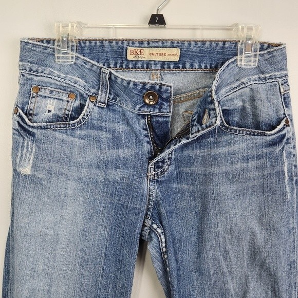 BKE Jeans Culture Stretch Size 29 Light Wash Distressed Womens streetwear - Picture 7 of 14